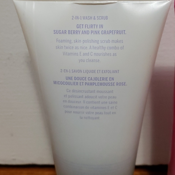 Set of 2 Victoria Secret Pink Lotion & Body Wash - Picture 2 of 3